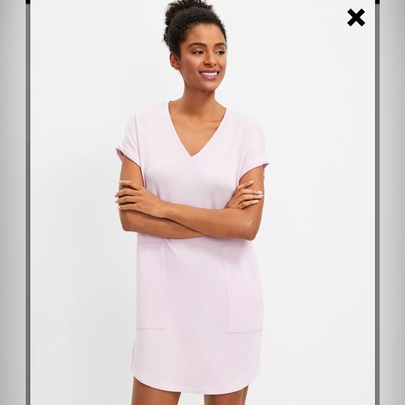 Lou & Grey Signaturesoft V-Neck Pocket Dress Pink - Picture 2 of 7